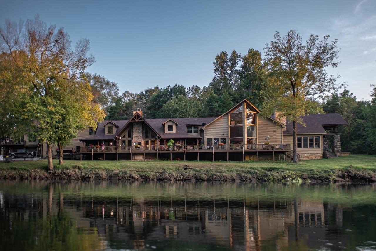 River Wellness Lodge Kingston Exterior foto